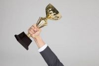 隆古风雨同舟十八载，只为铸就品质，创造辉煌