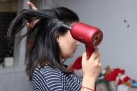 莱克吹风机护发又养发赋予你发梢间无尽的温柔