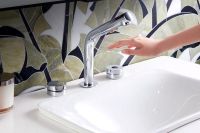 KOHLER科勒家用感应龙头：免触洗手，智护健康