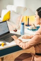 烧水、泡奶、冲茶样样行，东菱便携烧水杯品质生活的小确幸