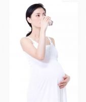 美而浦坚持自然饮用的饮水理念，让水回归自然，回归健康