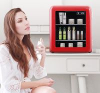 化妆品也需要爱护！HCK哈士奇美妆冰箱化身收纳宝箱！