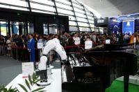 瓦格纳登陆2019世界互联网大会 钢琴工艺同样极具科技感