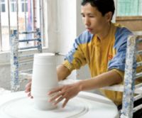 无印良品为何放弃日本鸣海,选择中国金鹿陶瓷作为供应商？