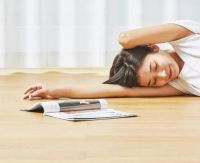 趣睡科技开始做地板，行业首推木蜡油抗菌地板