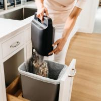 自清洁扫地机器人怎么选？Shark鲨客值得选购