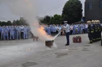 千川木门湖北生产基地开展消防演习进现场活动