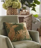 Harbor House靠垫是时髦优解，换风格，不费力