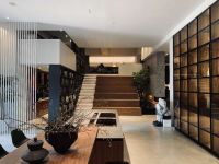 美罗堡六月三店齐开，高端定制再扩新版图