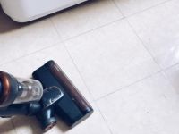 生活就得简单着来：莱克立式多功能无线吸尘器轻松搞定家