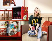 炎炎夏日 HCK哈士奇x可口可乐联名款复古冰箱教你消暑保鲜