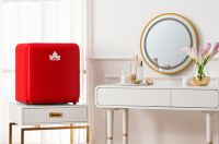 时尚潮流新风尚！HCK哈士奇美妆冰箱