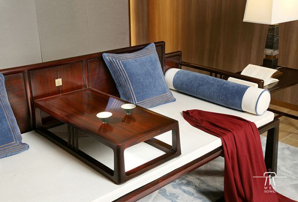 当代中式家具罗汉床选择哪个品牌好？该如何摆放？