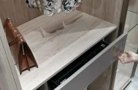 评测|领尚轻奢系列衣帽间，用设计、收纳、智能装点生活