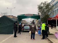 热包子管够,缙云企业家为24个卡点工作人员做早餐