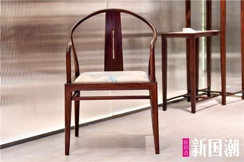 联邦家私x盖娅传说跨界创作的联邦舒雨明星椅（俗称联邦椅2号）