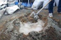 水泥路面快速修补方式 水泥路面修补料如何调配