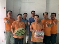 华浔品味装饰集团董事长率队突击检查在建工地，并慰问一线家人、送清凉