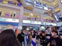 王自健空降左右沙发直播间 “金牌销售”引爆88沙发狂欢节！