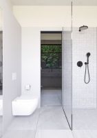 174㎡ 高级黑住宅，墙面这样设计更有质感