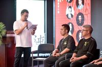 温州爱心设计师夏克进应邀出席重庆公益论坛峰会