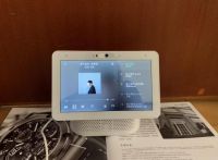 通话、娱乐、家电控制三合一——和目智能音箱