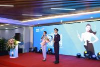 群星云集 全国联动 顶固“亲亲季”第五季品牌盛典燃爆九月！
