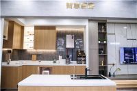 硬件店太多,卖方案的少得可怜!海尔水联网哈尔滨开一店