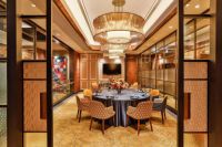 “走进这家餐厅，就像剥开一个洋葱”--香港东涌八月花餐厅