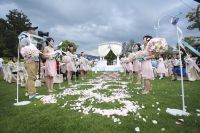 草坪婚礼和吃饭流程  草坪婚礼注意事项
