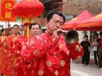送亲不能穿什么颜色的衣服 女方家送亲讲究有哪些