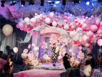 结婚穿旧衣服犯忌讳吗 结婚衣服需要几套