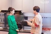 突破套路 我乐家居&高圆圆直播现身全国2015块大屏