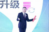 【胶点访谈】丨顶立周闰阳：脚踏实地 做时代的眺望者