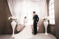 2020年婚纱照内景流行风格 拍婚纱照一般要选几套服装