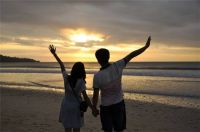 风风雨雨三十年结婚感语 结婚纪念日送什么好