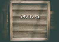 断舍离：从物欲横流到极简生活，完成人生的新陈代谢