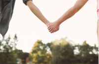 二十五年银婚女方感言 结婚25年可以送老婆哪些东西