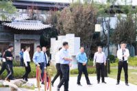 晋中市太谷区区长南宏带领灵石县政府团考察调研乐华城项目