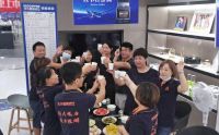 武汉加盟商：迎难而上，我们都是坚守者！