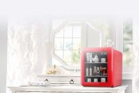 专属你的“冻龄魔盒”，HCK哈士奇美妆冰箱