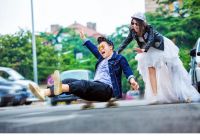 160穿齐地婚纱还是拖尾 如何根据身材挑选婚纱