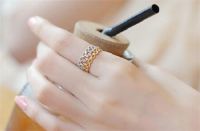 左手中指戴戒指 其他手指戴戒指的含义