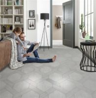 人间至此雪盛时，温暖软木如春至