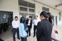 助力脱贫攻坚！爱阁工房慰问贫困学子，捐助爱心物资