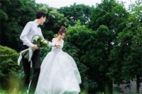 婚纱照一般多久能拿精修底片 主婚照选什么样的照片好