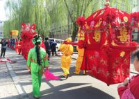 新娘下车要打伞吗 结婚下车费一般给多少钱