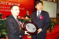 获奖的背后：德尔地板哪些优势在赢得消费者信赖消费者