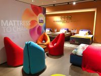 益卡思罗浮宫店焕新起航，拉开儿童健康睡眠新序幕