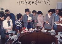 我们拍了一部纪录片：关于新国货的前生今世